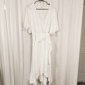 White Flowy Liquid Knit‎ Scallop Hem Womens Dress 1X Wedding Shower Romantic